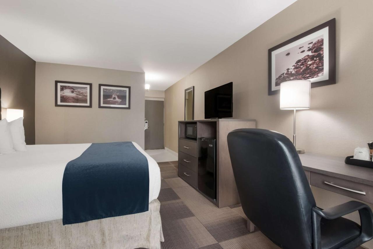 Hotel Western St Catharines & Conference Centre 3*